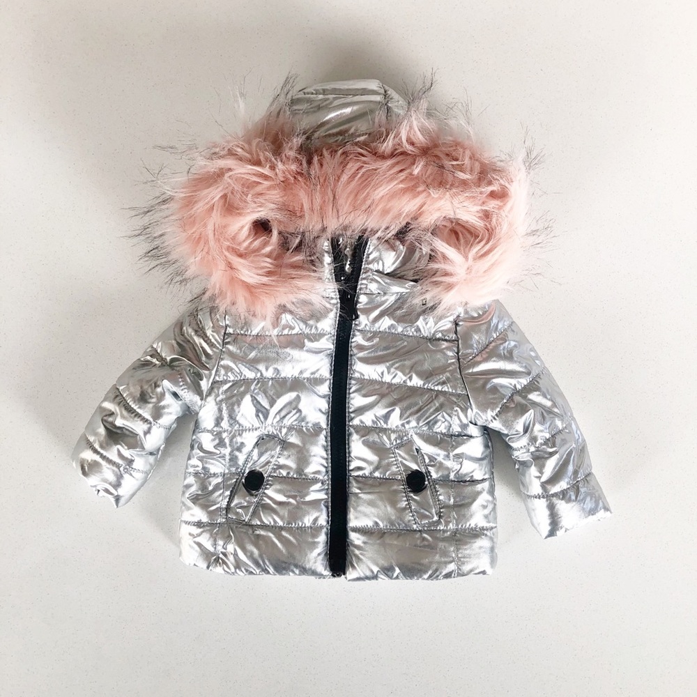 Urban Republic Silver Puffer